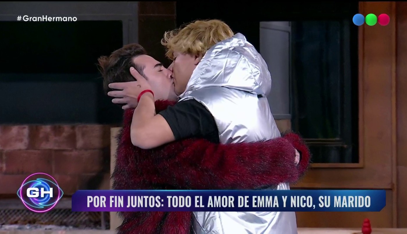 ¡Por fin juntos! El apasionado reencuentro de Emmanuel y Nicolás | Mejores momentos