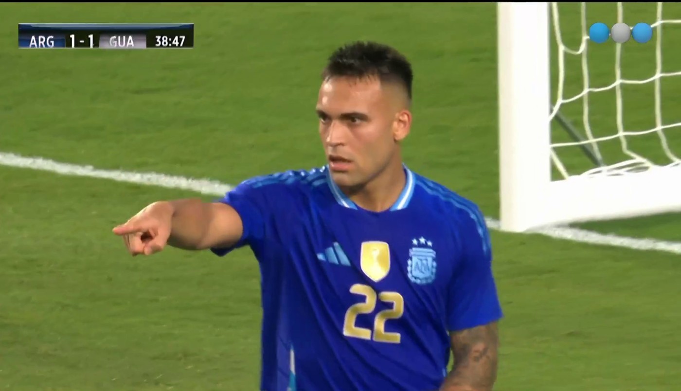 Penal sobre Carboni: Lautaro Martínez fusiló la pelota y anota el 2-1 | Mejores momentos