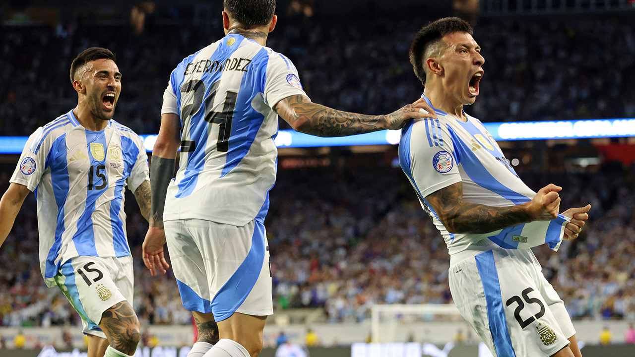 Centro de Messi, cabezazo de Mac Allister y gol de Licha Martínez | Mejores momentos