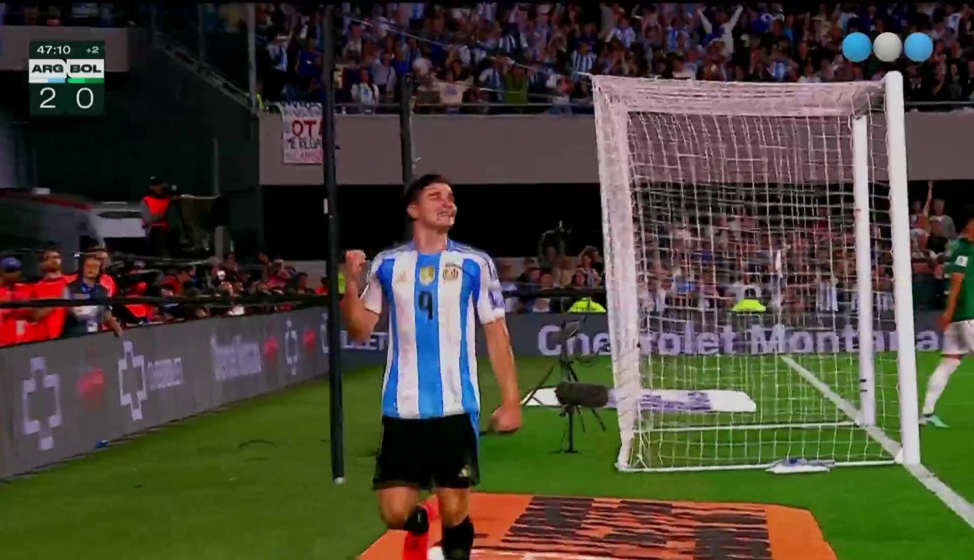 Julián Álvarez hizo el tercero al final de primer tiempo - Argentina vs. Bolivia | Mejores momentos