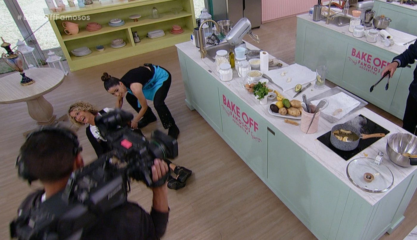 Maru Botana se cayó por accidente en medio de una explosión | Mejores momentos