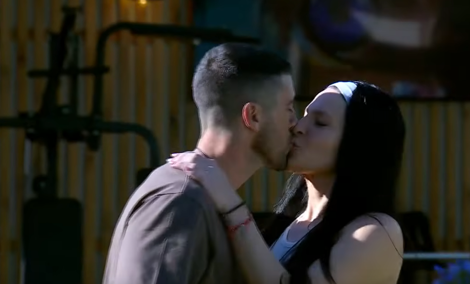 Giuliano y Chiara se dieron su primer beso ante casi toda la casa | Mejores momentos