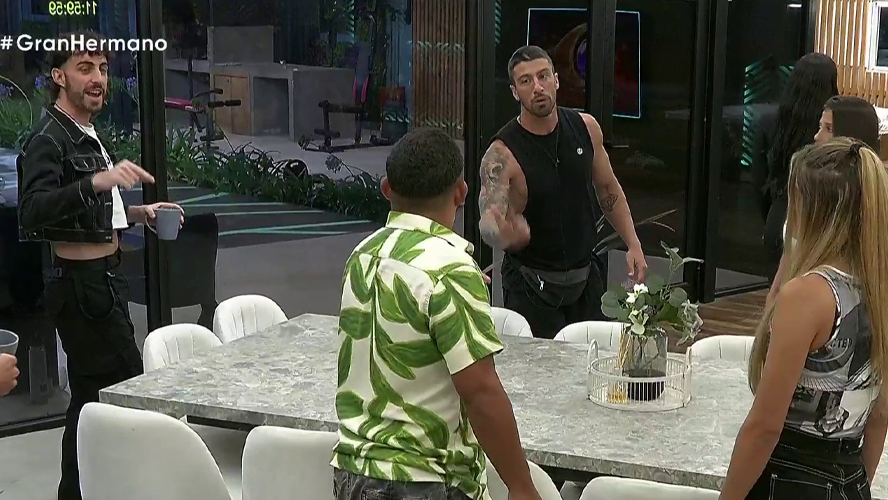 Ulises subió a placa a Martina y desató una ola de discusiones en la casa | Mejores momentos
