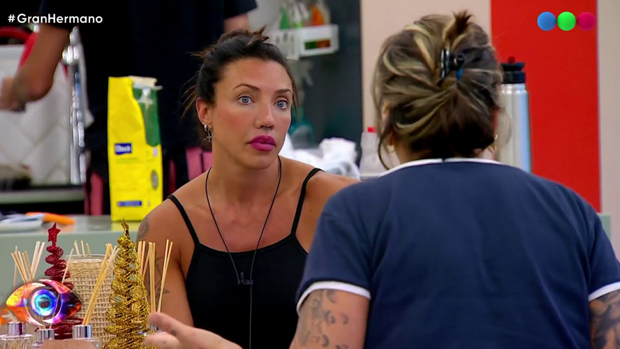 Robo de comida entre las mujeres de la casa: la sutil provocación del delito | Mejores momentos