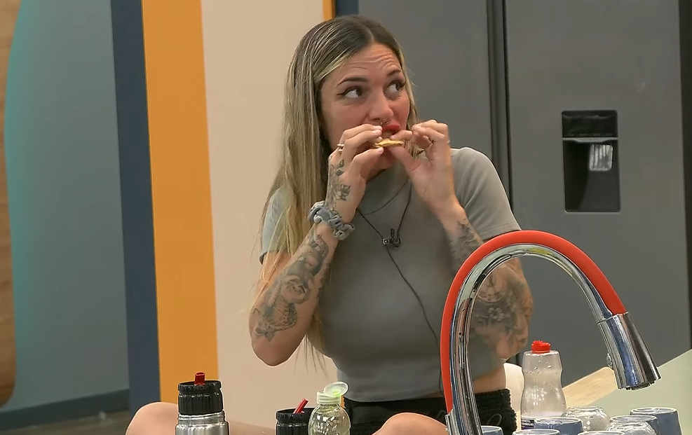 Ante la falta de comida, la merienda es de galletitas con edulcorante | Mejores momentos