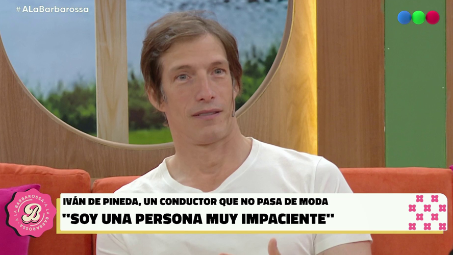 ¿Iván de Pineda no contesta los mensajes de WhatsApp? | Mejores Momentos