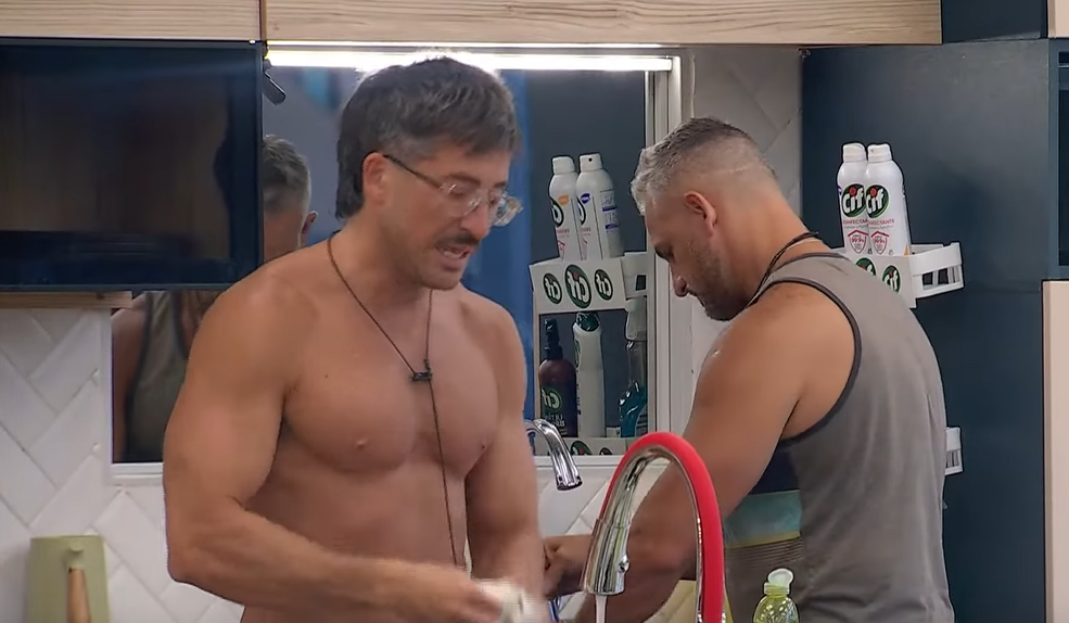 Juan Pablo y Claudio lo dan todo al ensayar para la muestra de canto | Mejores momentos