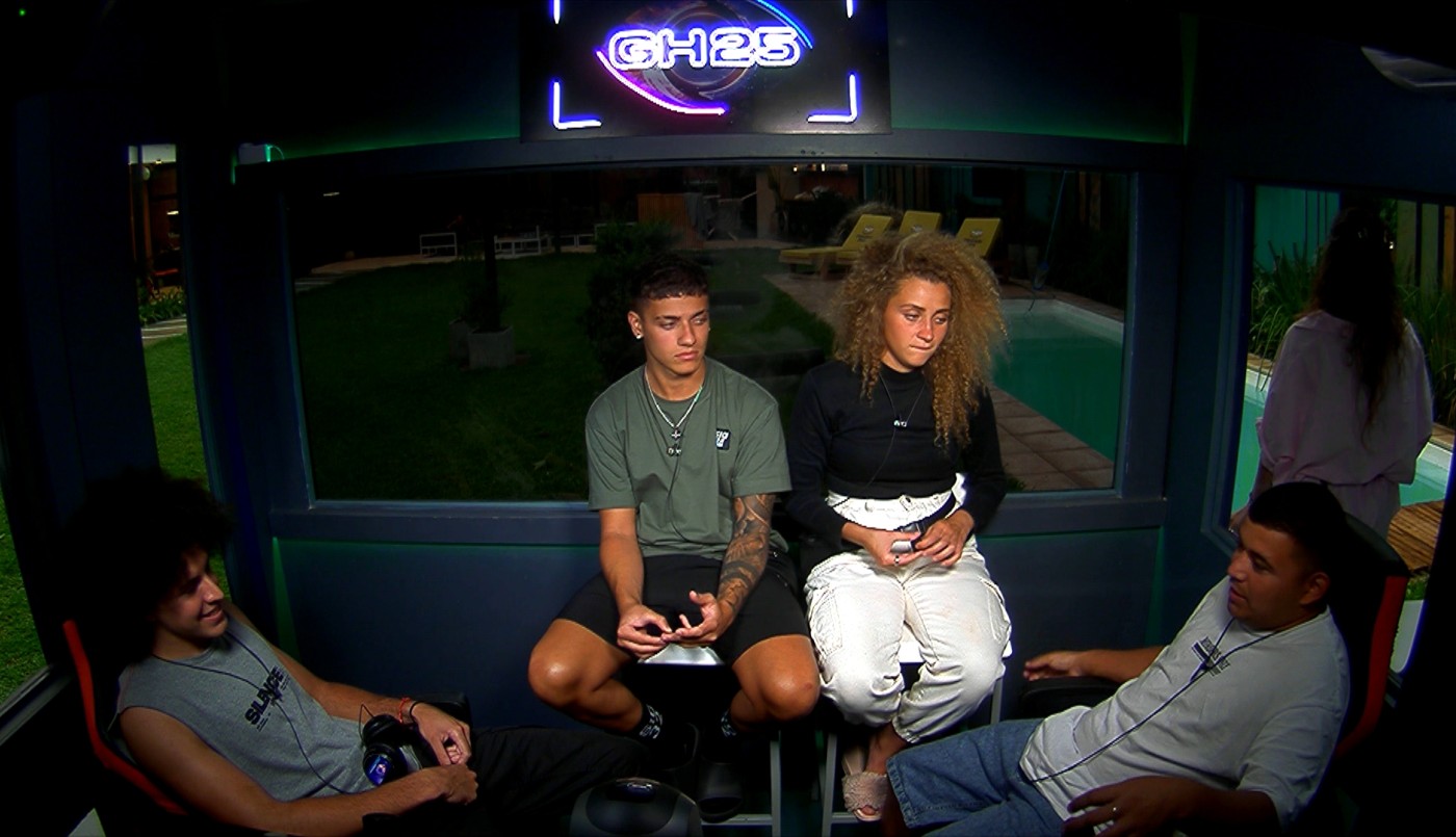 Lorenzo es pretendido por todos y Brian lo quiere bautizar en los "Power Rangers" | Mejores momentos