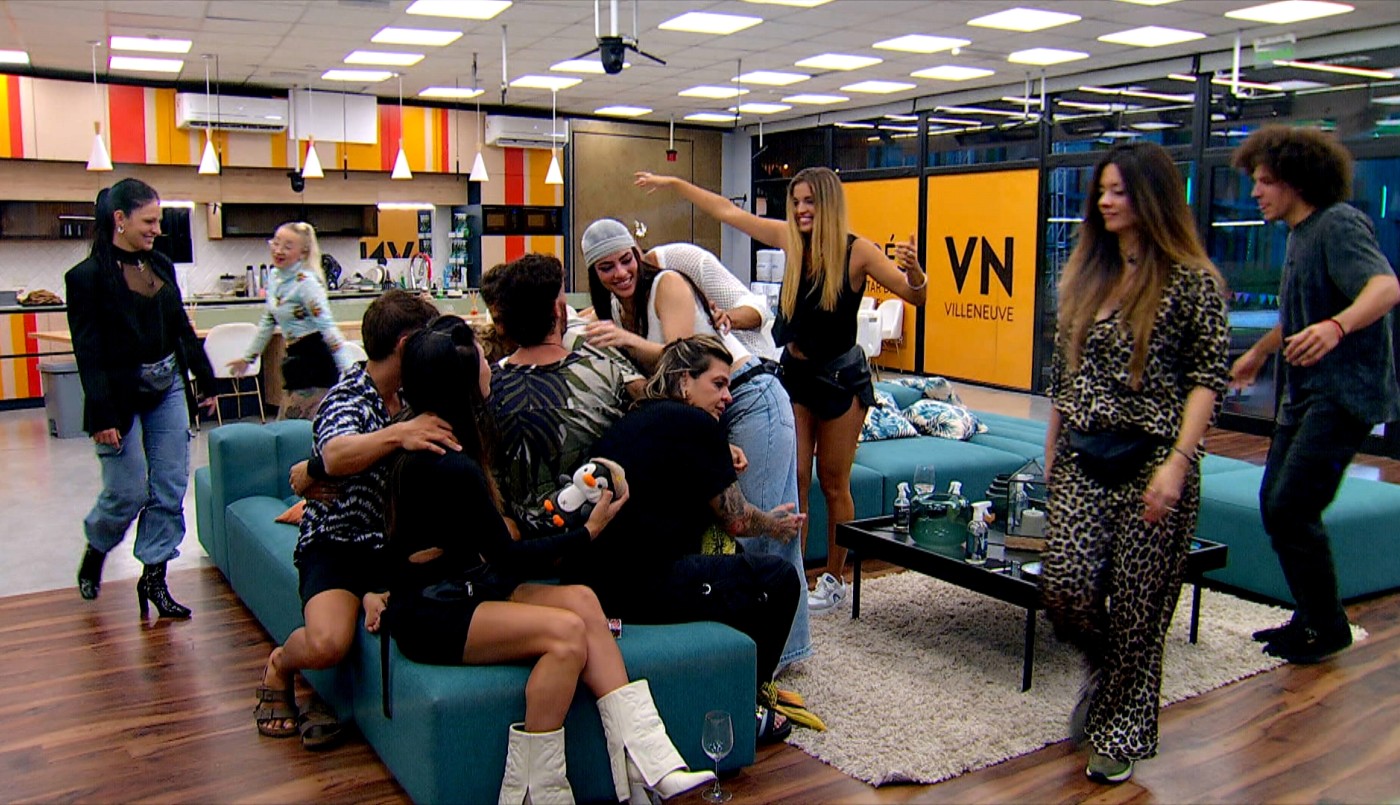 La breve tregua llena de emoción que hubo tras las fotos familiares | Mejores momentos