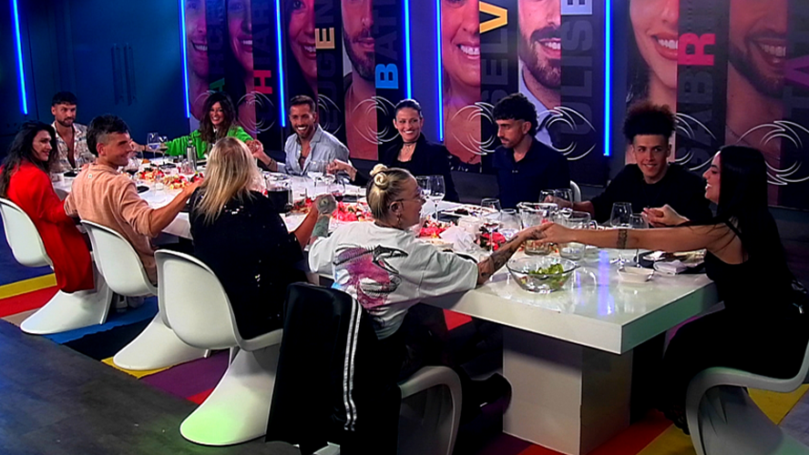 Una cena de nominados bipolar: se dijeron de todo y se agarraron de las manos | Mejores momentos