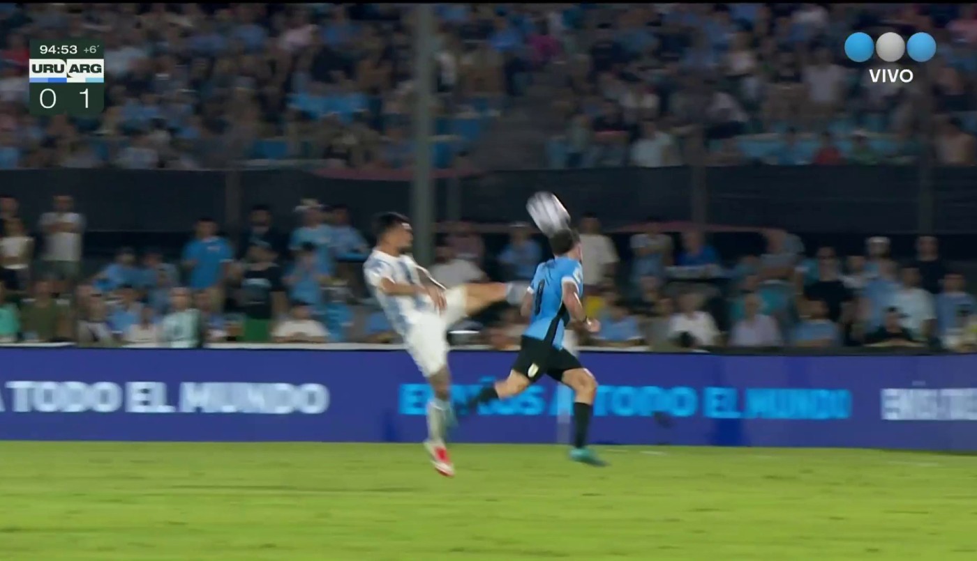 La expulsión de Nico González - Uruguay vs. Argentina - Eliminatorias 2026 | Mejores momentos