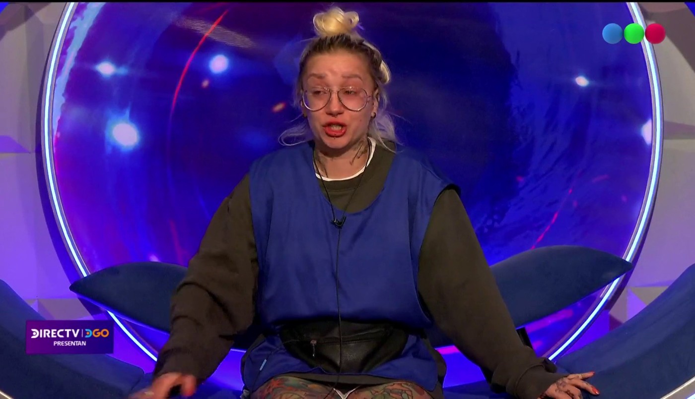 Katia se puso a llorar cuando Lourdes bromeó con que le iba a dar un pelotazo | Mejores momentos