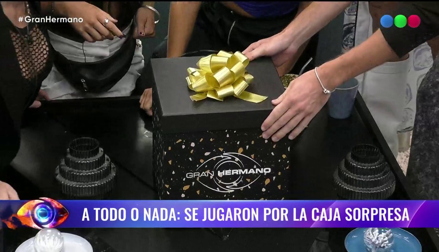 Se la jugaron por un caja sorpresa en el kiosco | Mejores momentos