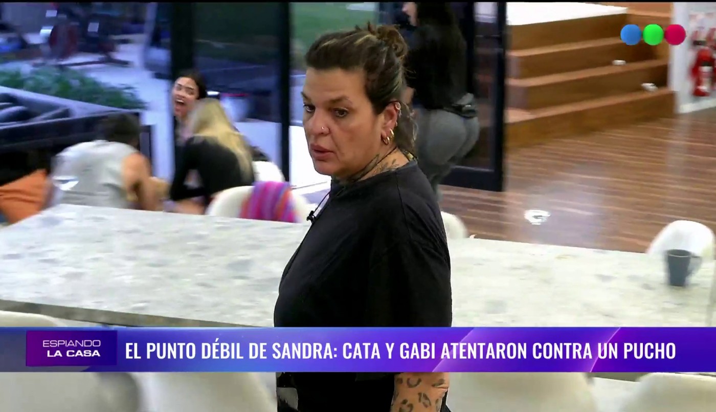 Sandra volvió a entrar en crisis por los puchos y halló un "cadáver" | Mejores momentos