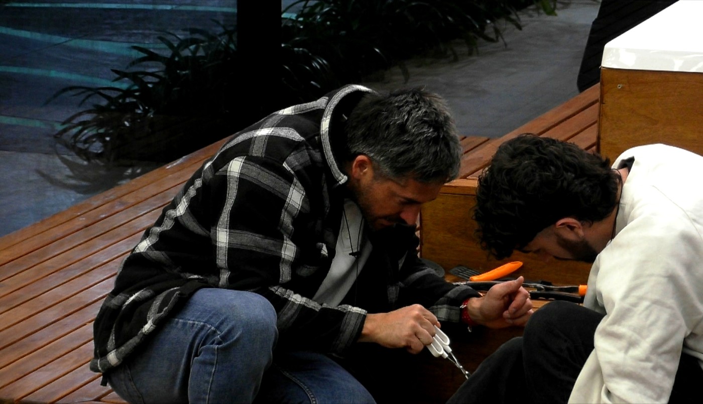 Juan Pablo y Ulises realizaron "hallazgos arqueológicos" para recuperar cubiertos | Mejores momentos