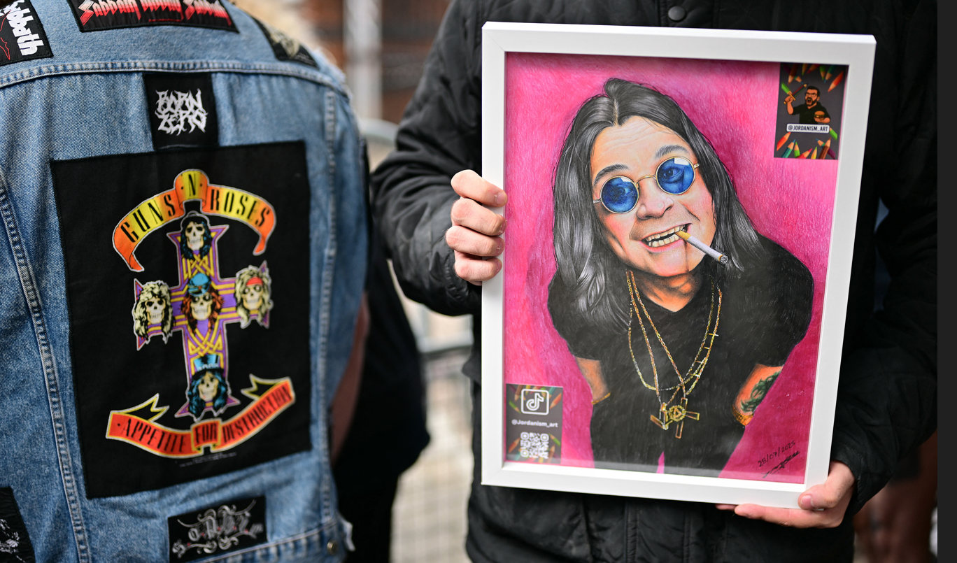 Último adiós a Ozzy Osbourne: miles de fanáticos se congregaron en Birmingham | Espectáculos