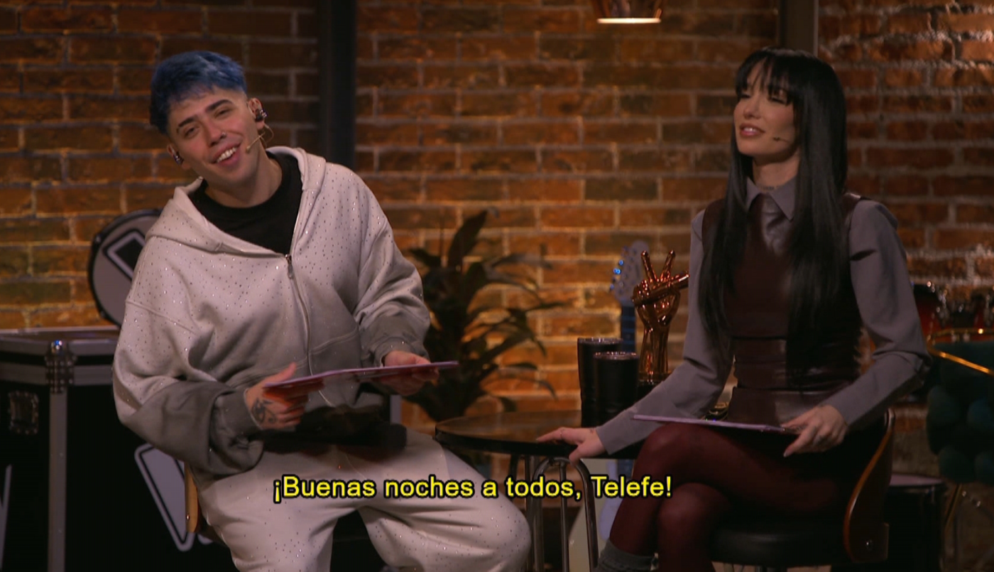 Luck Ra se animó a presentar a dos participantes en inglés | Mejores momentos