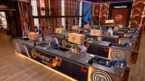 Caja misteriosa, sorpresa y robo de ingredientes: Momi Giardina desató el descontrol en Masterchef Celebrity | Mejores Momentos