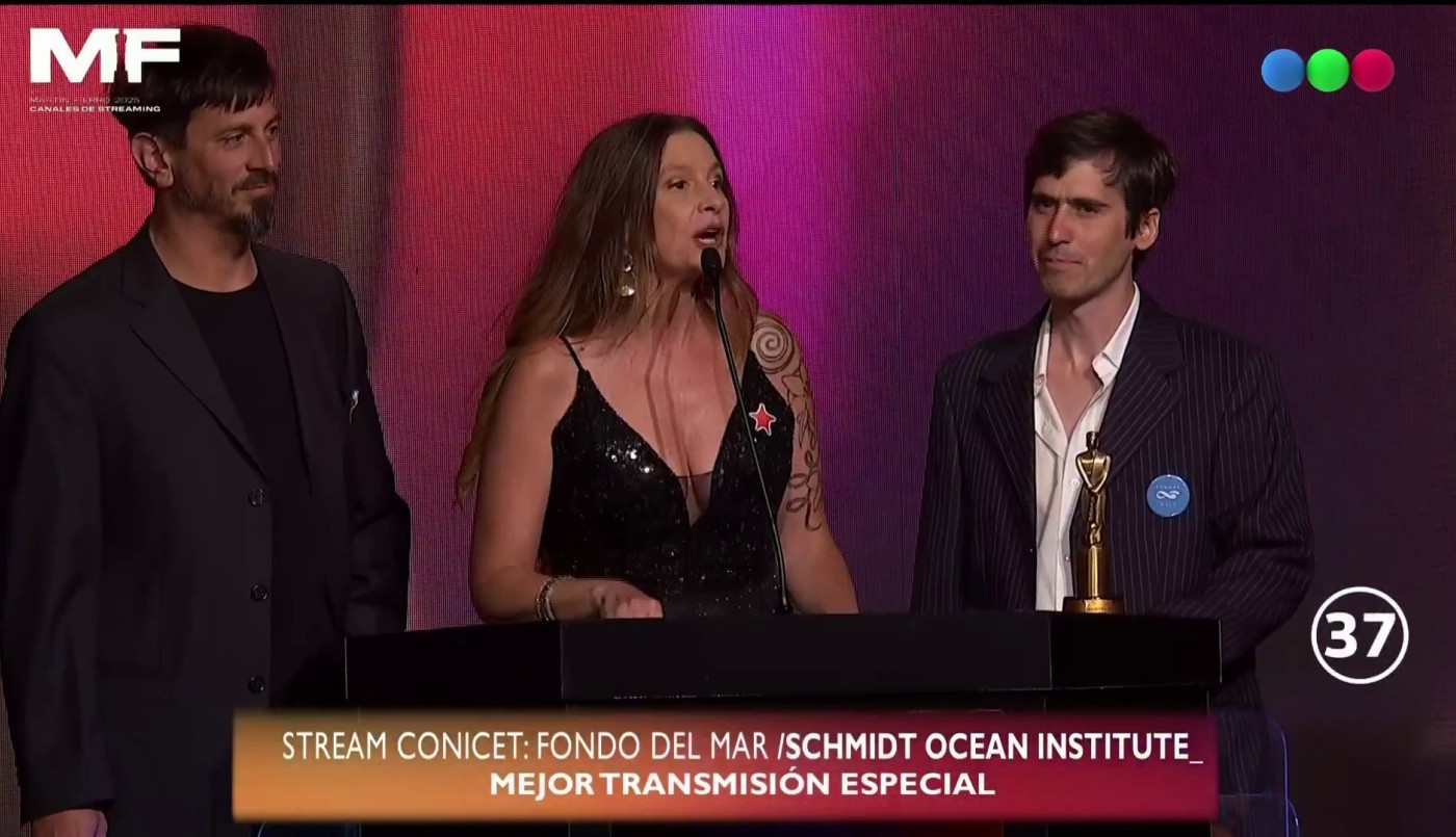 "Gracias por apoyarnos siempre": la ovación y el festejo por Stream CONICET en los Martín Fierro | Mejores Momentos