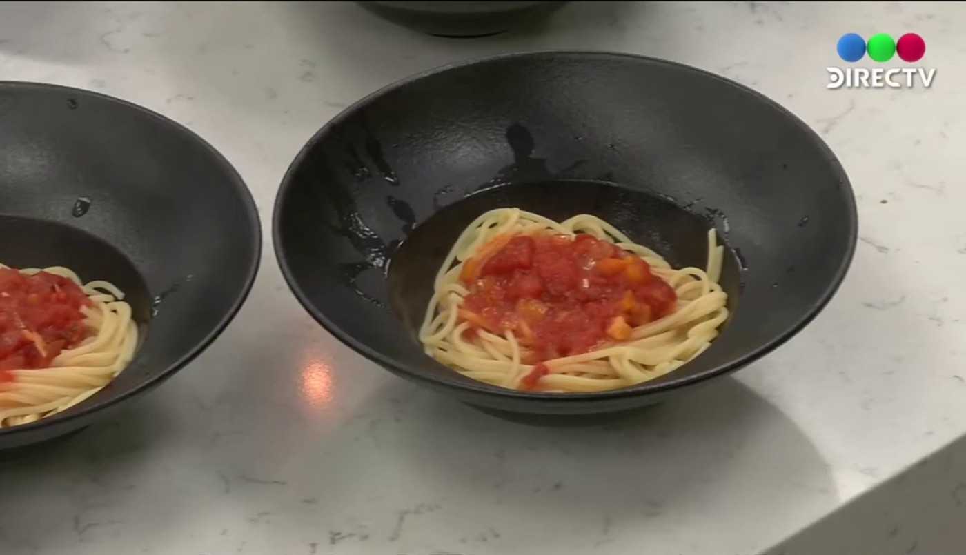 ¿Empezaron a pasar hambre? Andrea del Boca hizo la comida y sus porciones llamaron la atención | Mejores momentos