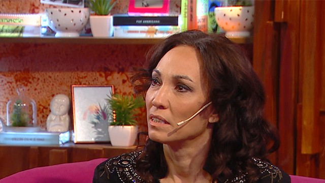 Ernestina Pais: "Con mi novio vivimos juntos pero en cuartos separados" | El diván de Vero