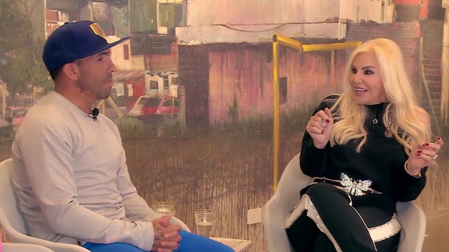 Tévez: "Yo estaba con una terrible rubia cuando..." | Mejores momentos