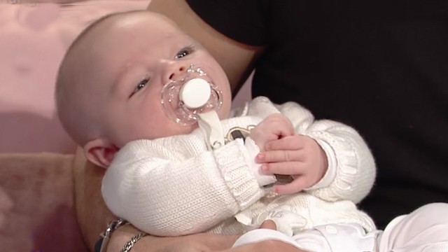 Una sobrina les prestó su vientre para sean padres | Actualidad