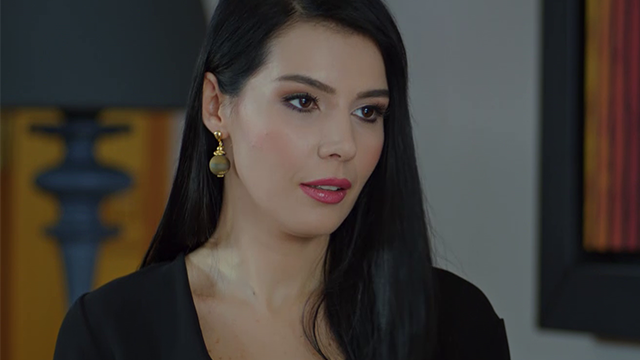 ¿Qué esconde Elif? | Mejores momentos