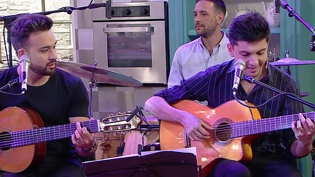 Dos más Uno, Flor Castro y Josho González cantan "Un vestido y un amor" | Mejores momentos