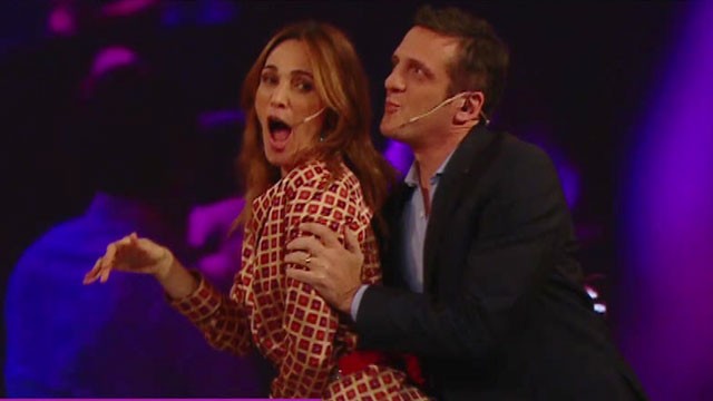 Recreamos la foto infraganti con la infidelidad real | Popurrí de noticias