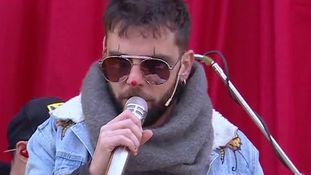 Los Caligaris cantan en vivo "Todos locos" | Mejores momentos