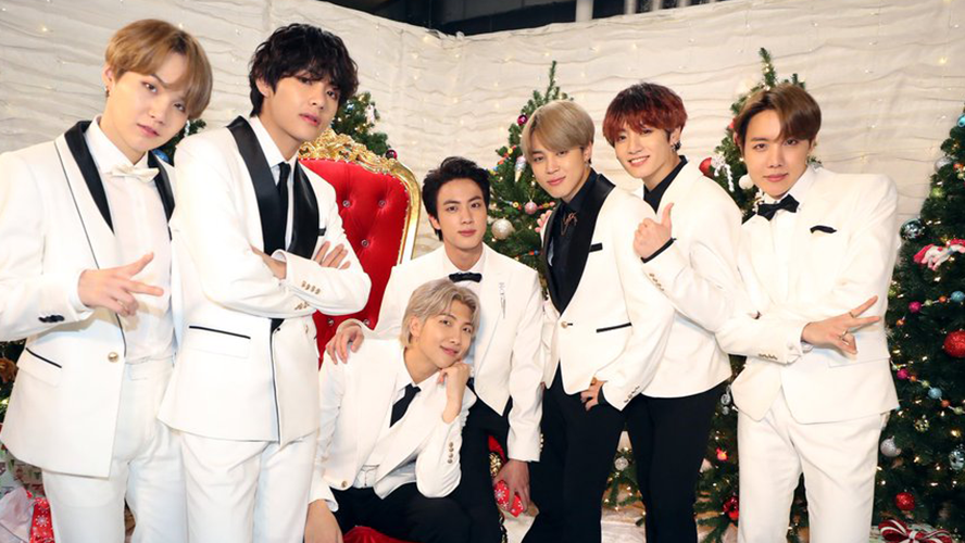 BTS cantó Feliz Navidad en español y sus fans enloquecieron | Virales