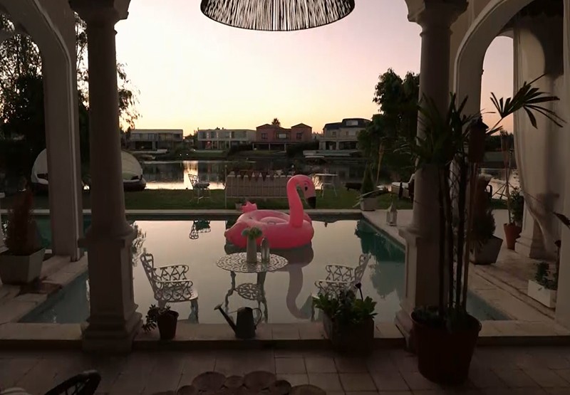 Los polémicos adornos de la casa de Jelinek | Espectáculos