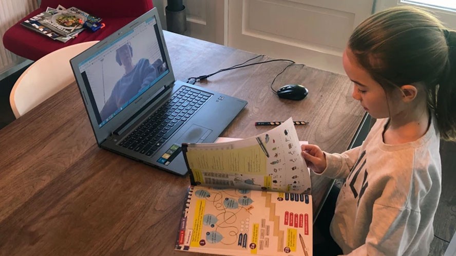 Nueva moda en cuarentena: las niñeras virtuales | Sociedad