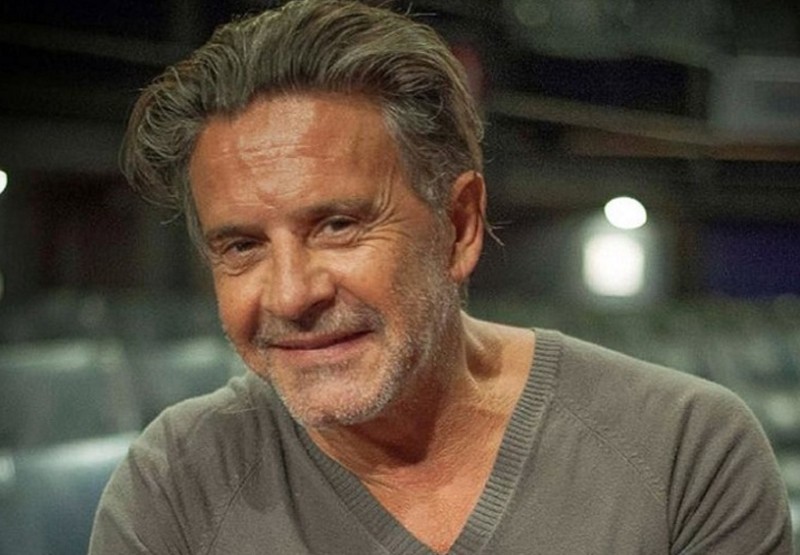 El tremendo cambio de look de Osvaldo Laport "encuarentenado" | Espectáculos