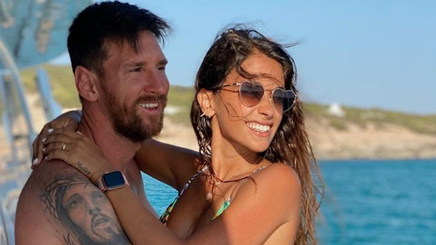 Con un look muy radiante: Antonela Rocuzzo vistió un conjunto carísimo de Dolce & Gabbana | Espectáculos