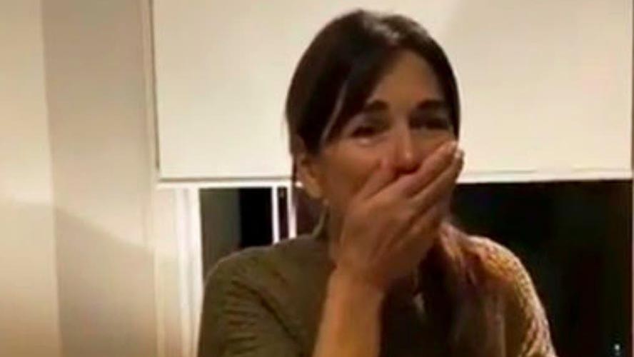 A puro llanto, Andrea Frigerio se reencontró con su hija tras 8 meses | Espectáculos