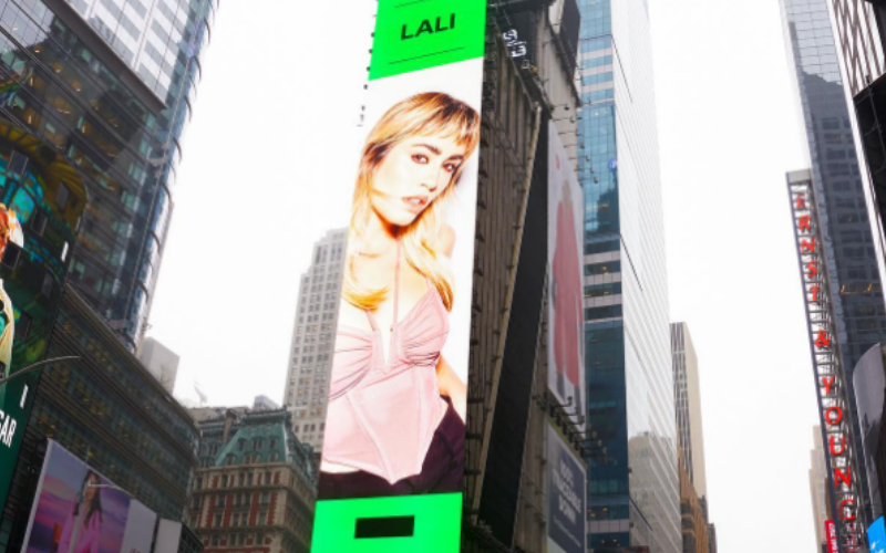 De Parque Patricios al Times Square: la icónica reacción de Lali Espósito | Espectáculos