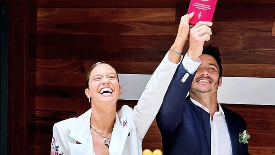 A sus 31 anos Manuela Viale del Carril se caso con un deportista | Espectáculos