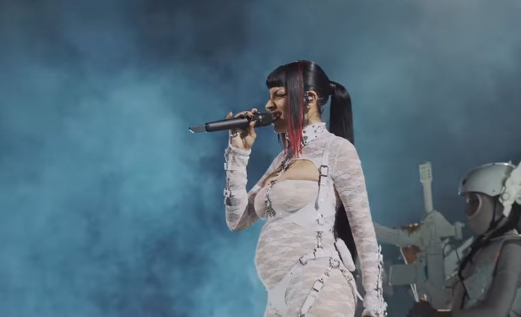 Cazzu cerró la era "Nena Trampa" en Argentina y anunció que espera su primer hijo | Noticias