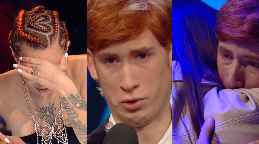 Un pianista joven que abandonó la timidez y se quebró en llanto por su mamá | Mejores momentos