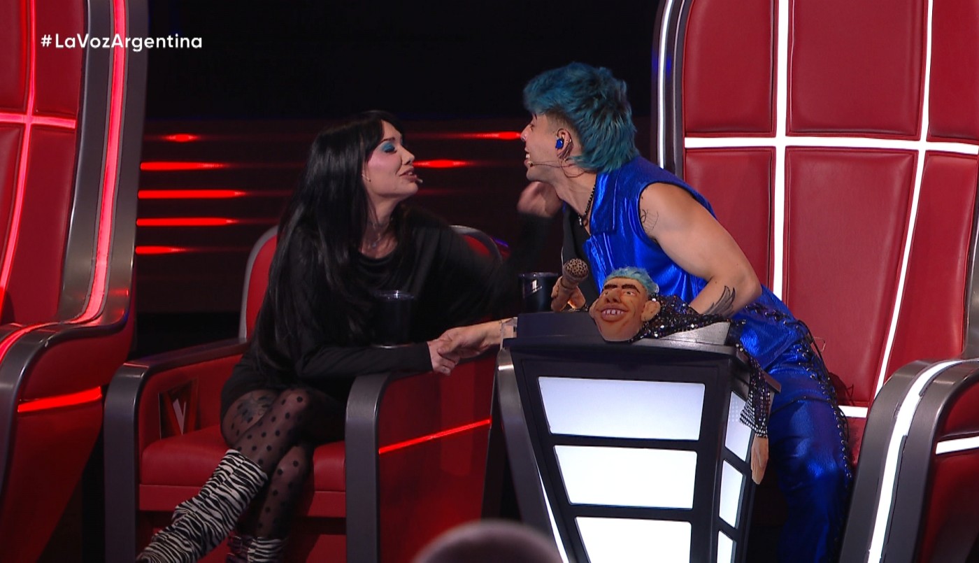 La pelea de novela de Luck Ra y La Joaqui por un participante | Mejores momentos