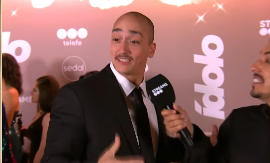 La promesa hot de Alex Pelao si gana en los Premios Ídolo | Mejores Momentos