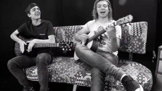 Franco Masini y Manuel Ramos cantan "Tan Solo"