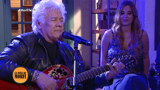 Víctor Heredia emocionó con sus canciones