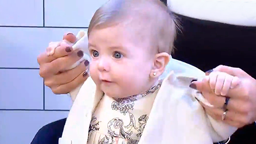 Chloe, la pequeña conductora