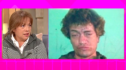 Pity Álvarez tenía una cucaracha en el oído