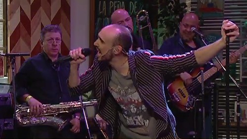 El homenaje de Abel Pintos a León Gieco