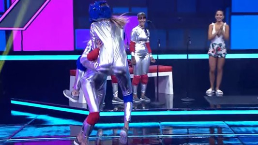 Las hermanas Xipolitakis se pelearon en El muro infernal