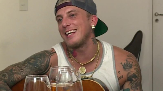 ¿Cómo compone las canciones El Polaco?